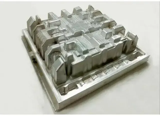 Injection mold or molded part built by PrototyperLab, photo 8 of 53